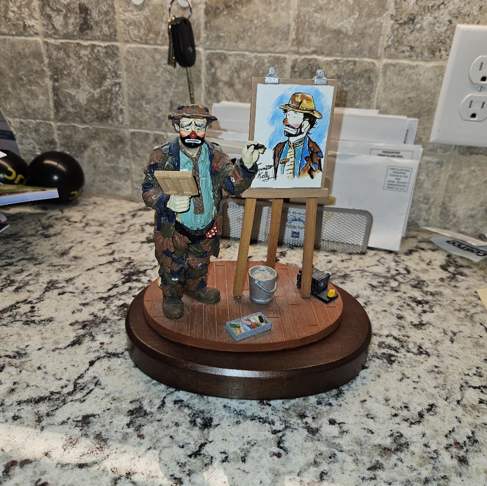 Artistic Painter Sculpture with Easel
